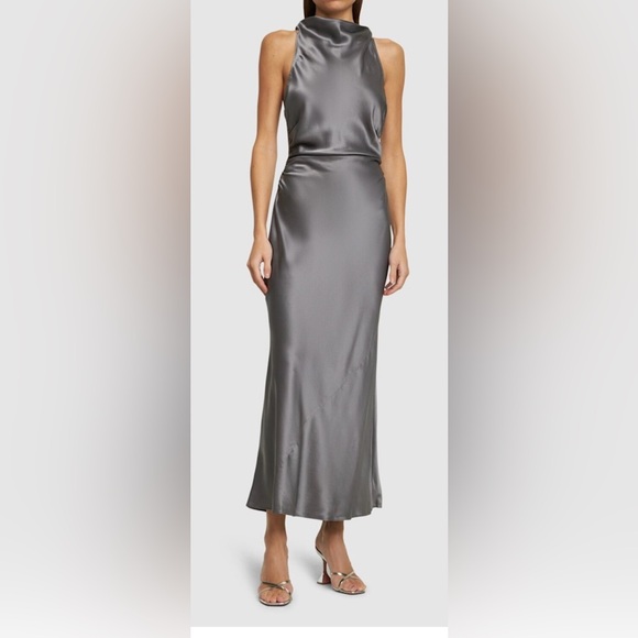 NWT reformation silk cassette dress in gunmetal - Picture 1 of 8